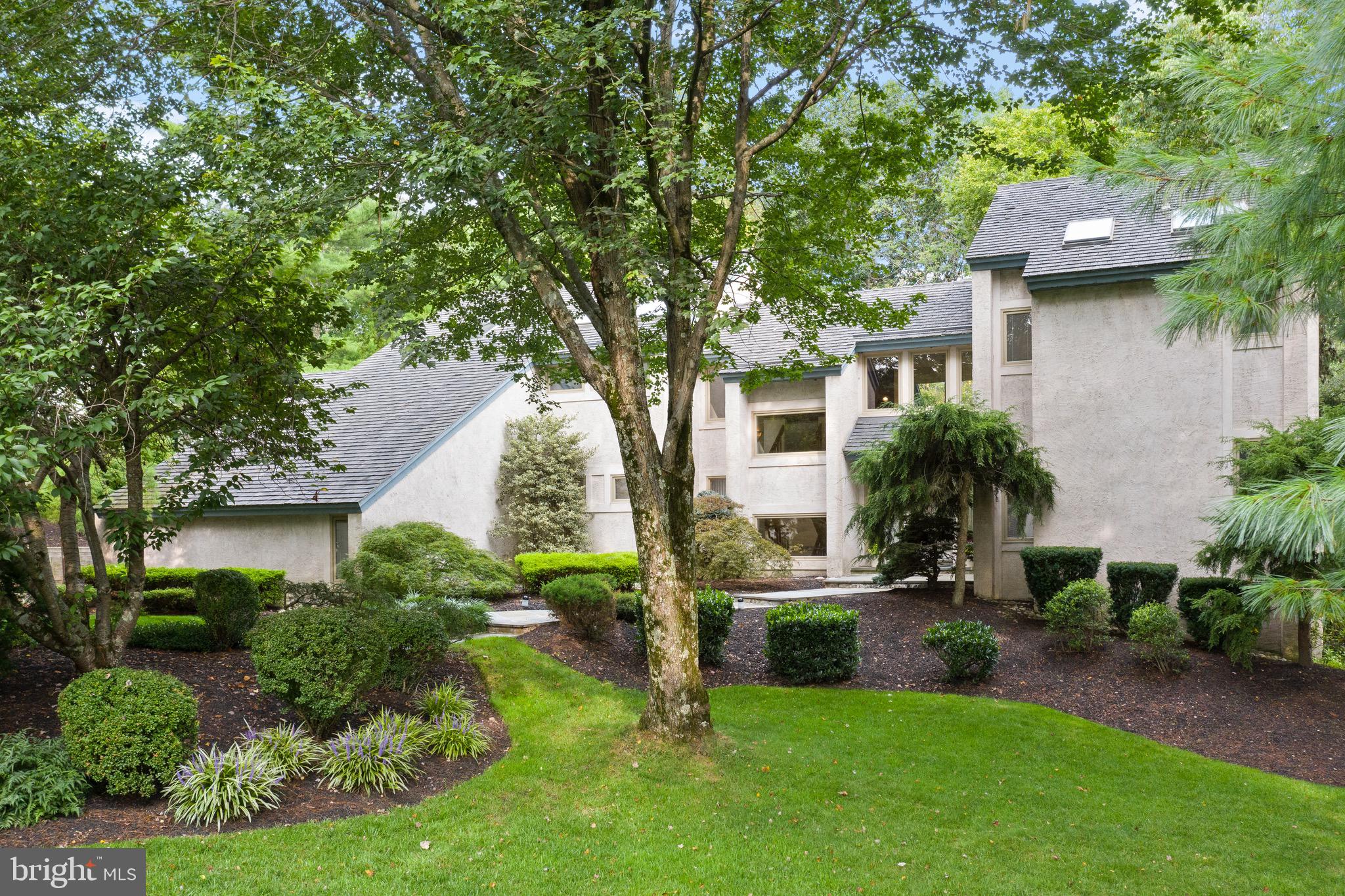 260 Ravenscliff Road Wayne, PA 19087 - Photo 3 of 51