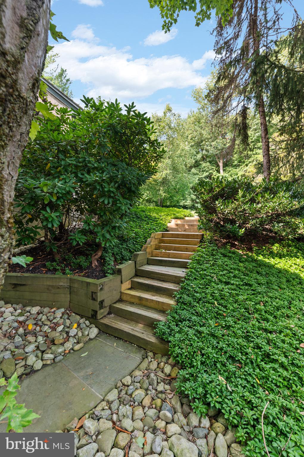 260 Ravenscliff Road Wayne, PA 19087 - Photo 39 of 51