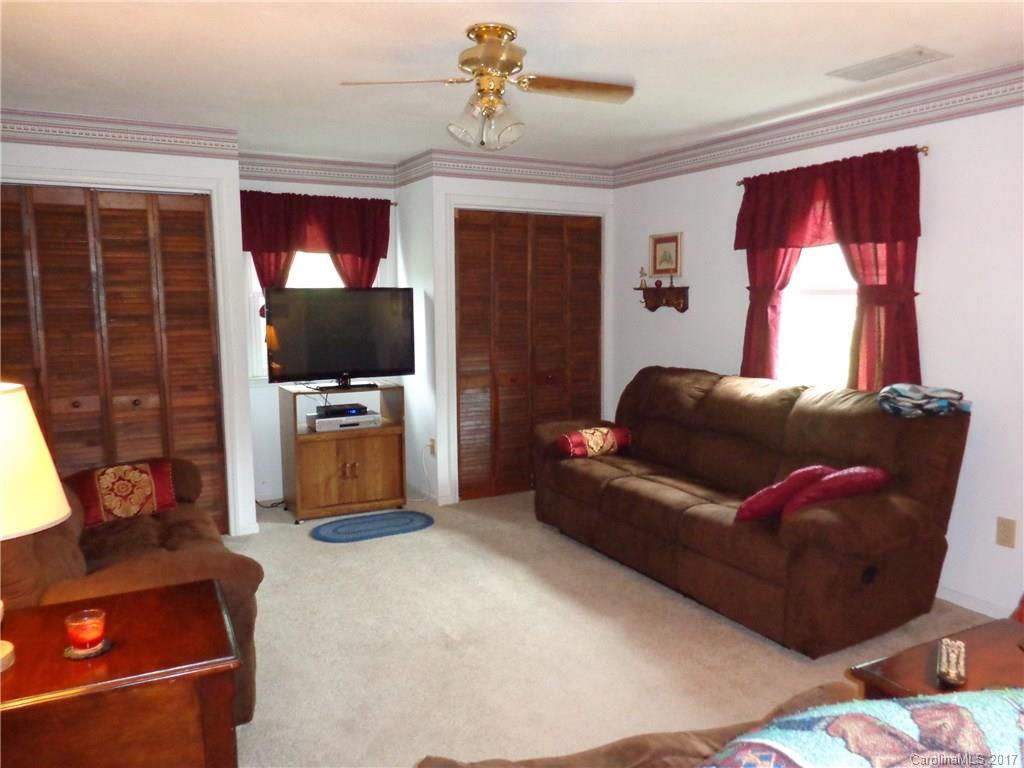 1307 Hess Road Concord, NC 28025 - Photo 6 of 18 Gallery Image 6