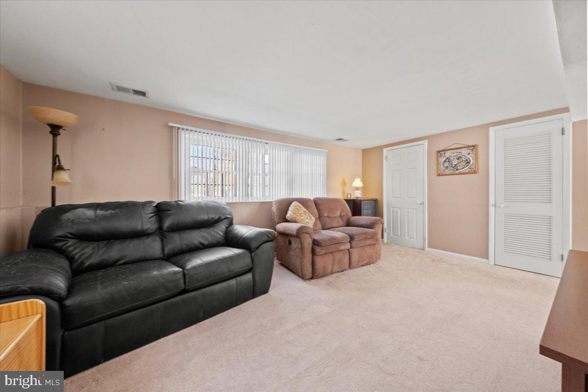 16 Hillside Road Stratford, NJ 08084 - Photo 26 of 52