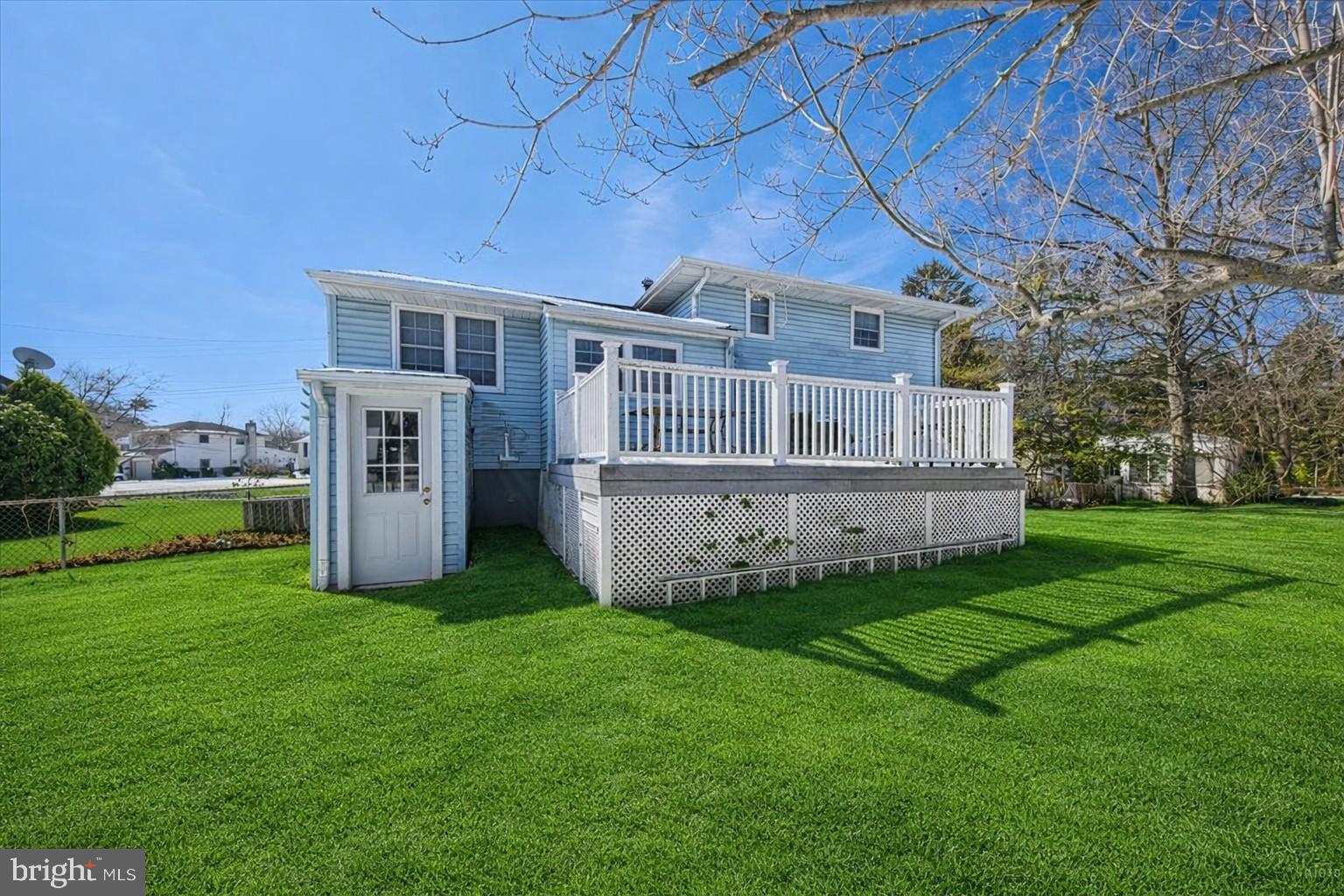 16 Hillside Road Stratford, NJ 08084 - Photo 39 of 52