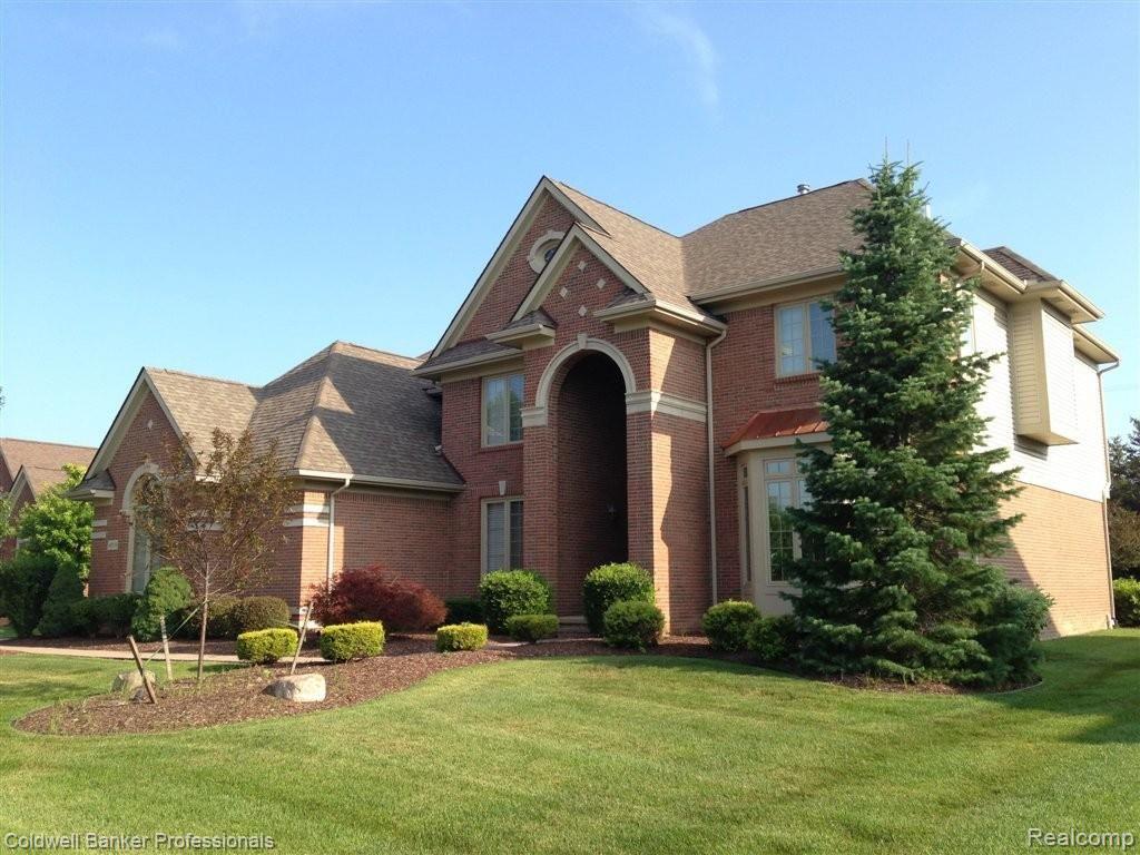 48358 Gladstone Road Canton, MI 48188 - Photo 1 of 31 A-Main.jpg