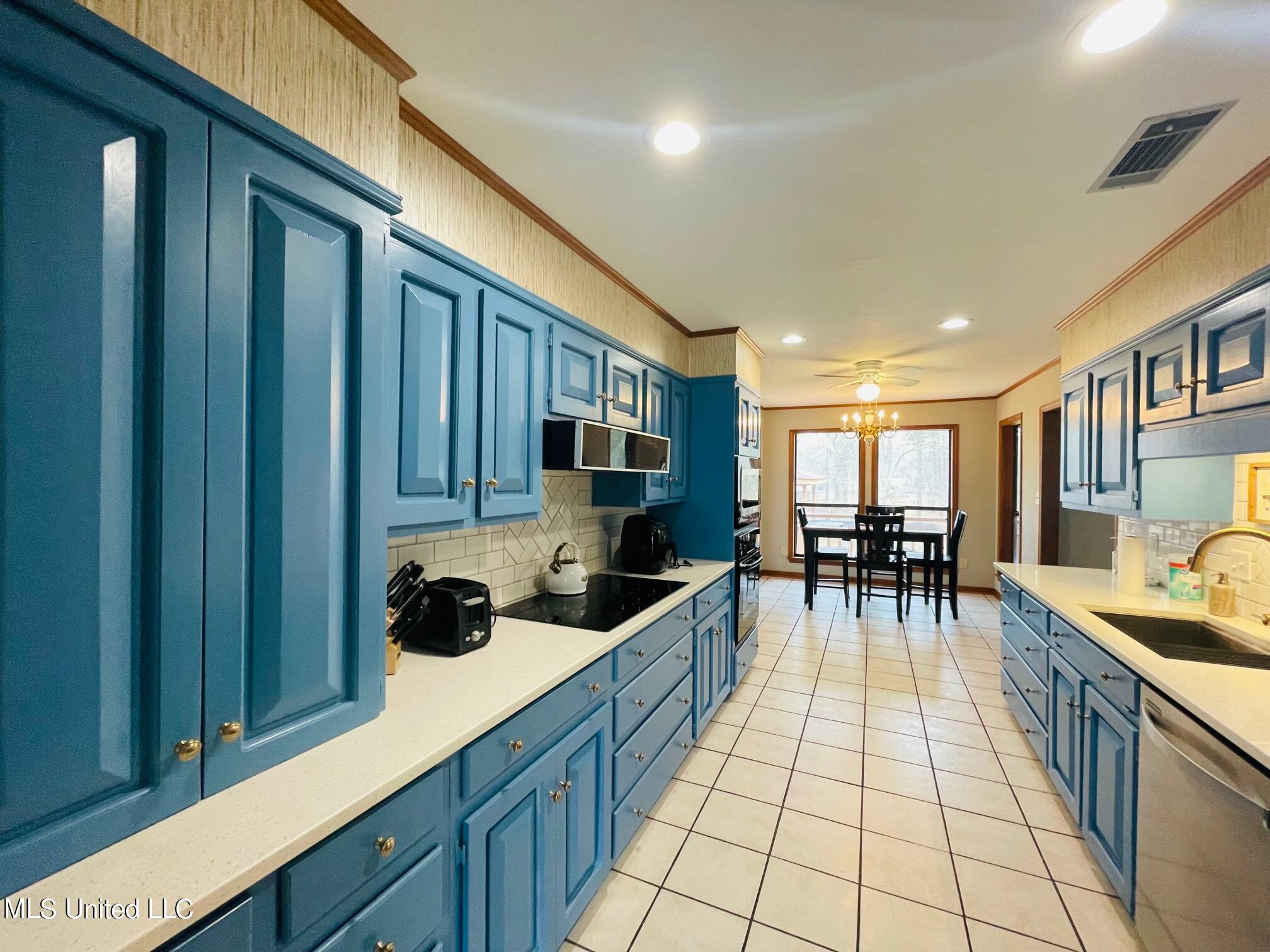 1618 Florence-Byram Road Florence, MS 39073 - Photo 7 of 21 FullSizeRender