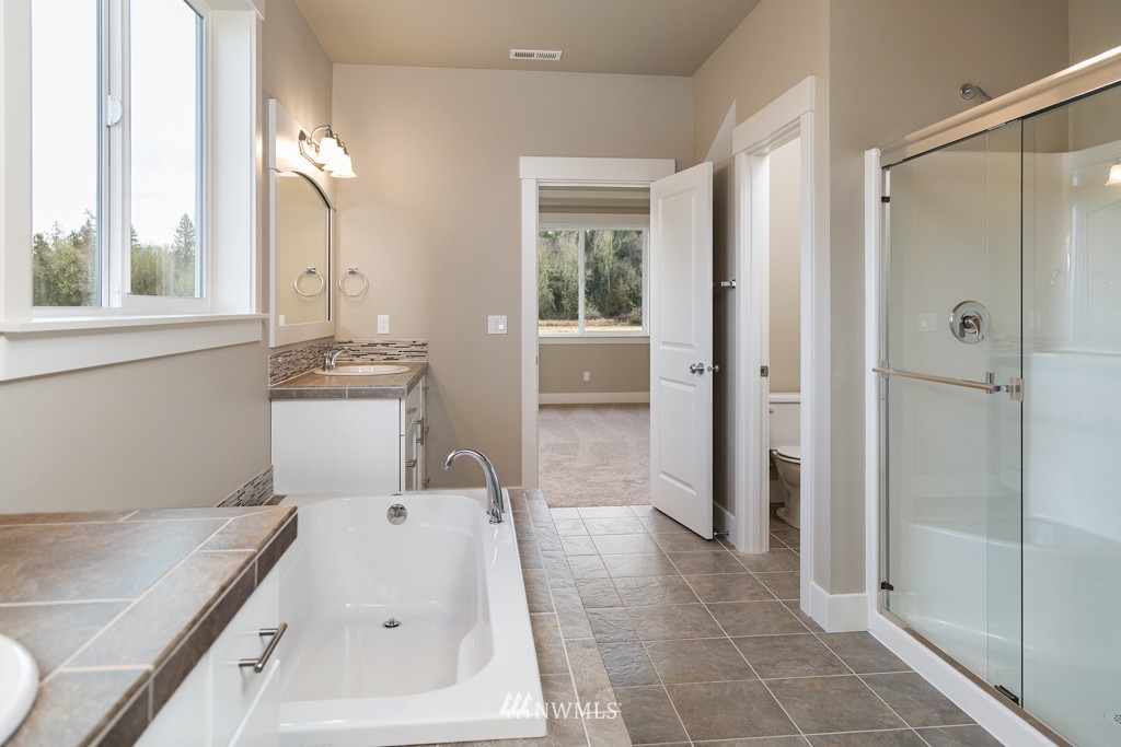 18915 Voight Meadows Road East Orting, WA 98360 - Photo 11 of 17