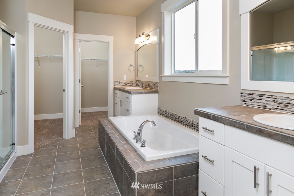 18915 Voight Meadows Road East Orting, WA 98360 - Photo 10 of 17