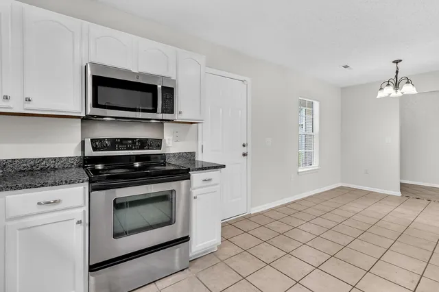 $309,500 | 5134 Thornton Drive, Summerville, SC 29485