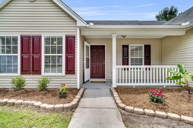 $309,500 | 5134 Thornton Drive, Summerville, SC 29485