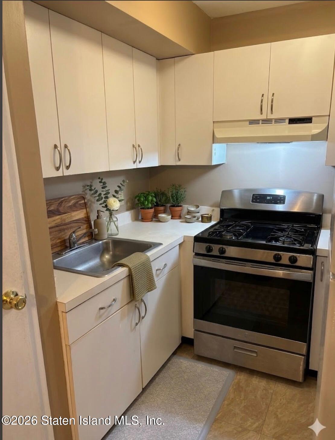 3160 Richmond Road, Unit A Staten Island, NY 10306 - Photo 5 of 8 IMG_5202
