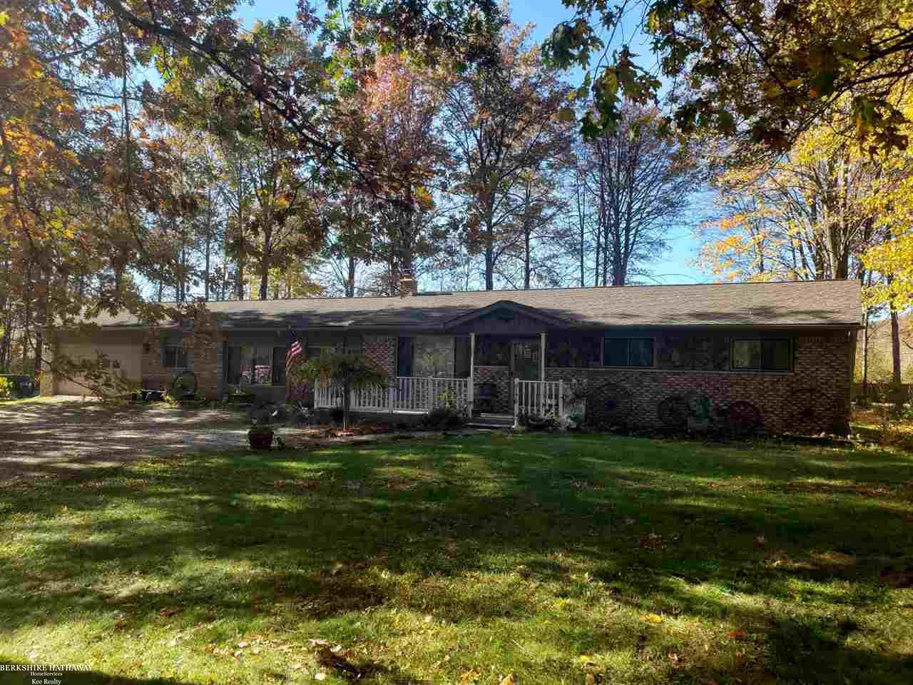 9176 Folkert Road Algonac, MI 48001 - Photo 31 of 32 31399126-30.JPG