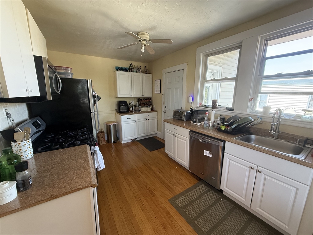 28 Claymoss Road, Unit 3 Boston, MA 02135 - Photo 8 of 18