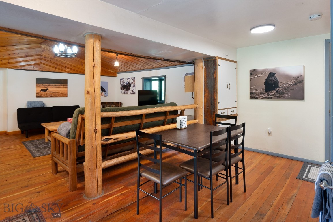495 Jardine Road Gardiner, MT 59030 - Photo 29 of 40 Gallery Image 29