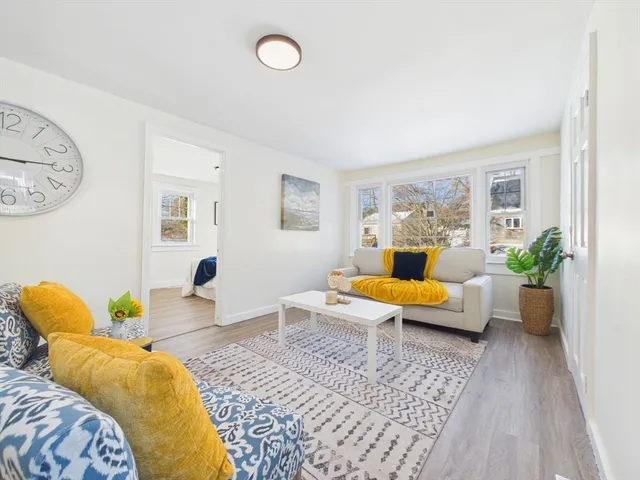 $399,000 | 29 Walnut Street, Plymouth, MA 02360