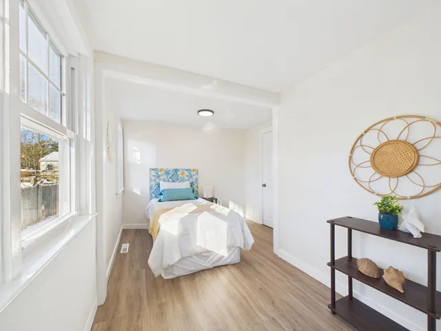 $399,000 | 29 Walnut Street, Plymouth, MA 02360