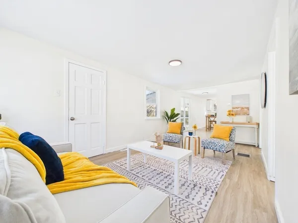 $389,000 | 29 Walnut Street, Plymouth, MA 02360
