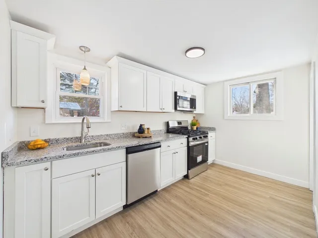 $399,000 | 29 Walnut Street, Plymouth, MA 02360