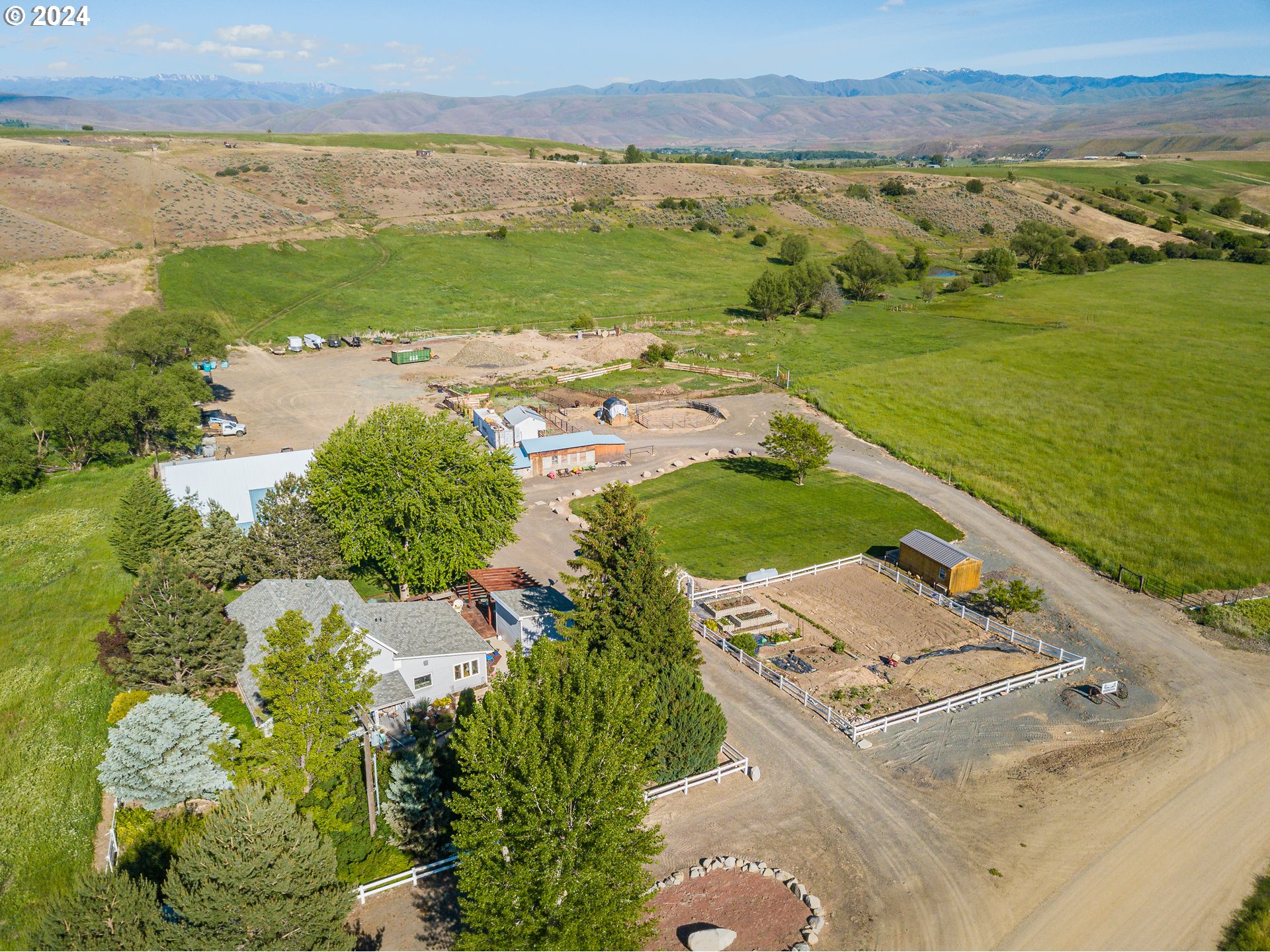 42139 Dry Gulch Road Richland, OR 97870 - Photo 39 of 46