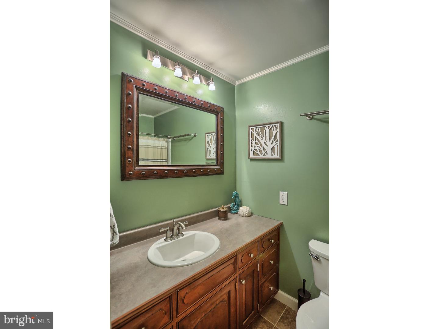 146 Castleton Drive Reading, PA 19607 - Photo 17 of 25