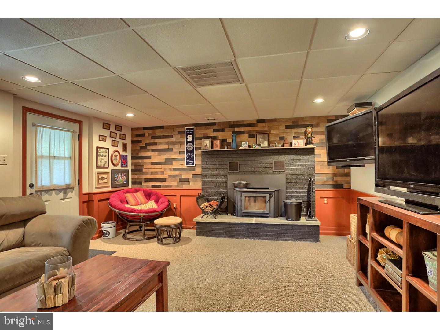 146 Castleton Drive Reading, PA 19607 - Photo 19 of 25
