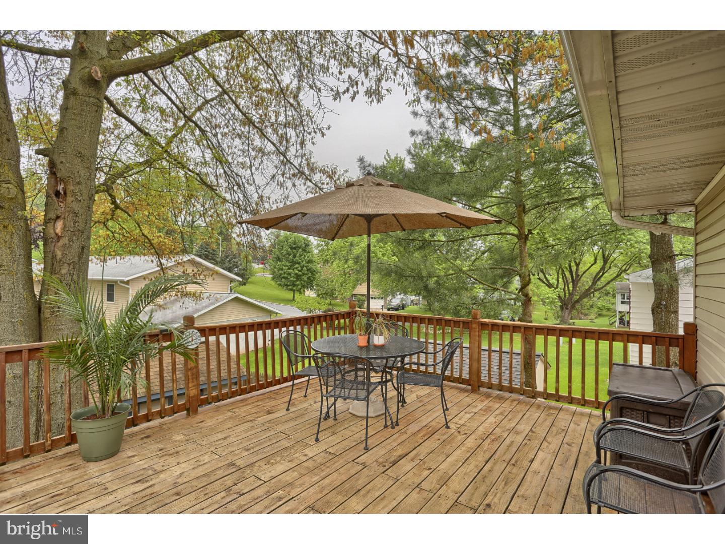 146 Castleton Drive Reading, PA 19607 - Photo 20 of 25