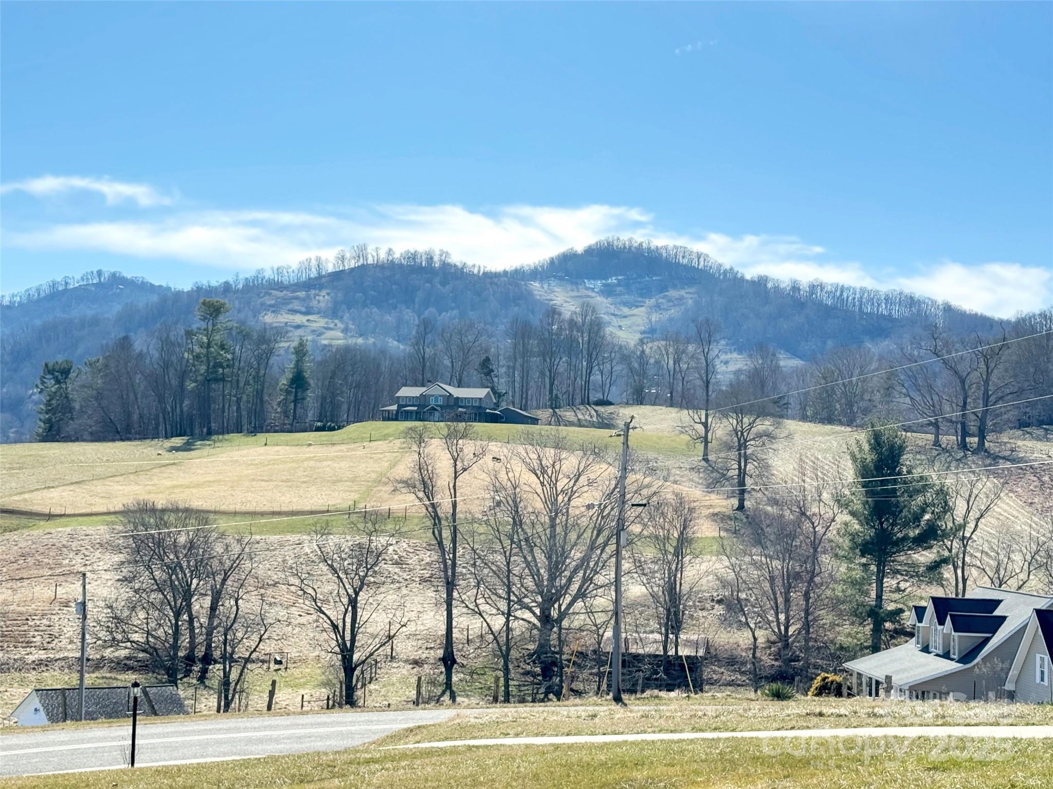 110 Stevenson Cove Road Waynesville, NC 28785 - Photo 3 of 36 Gallery Image 3