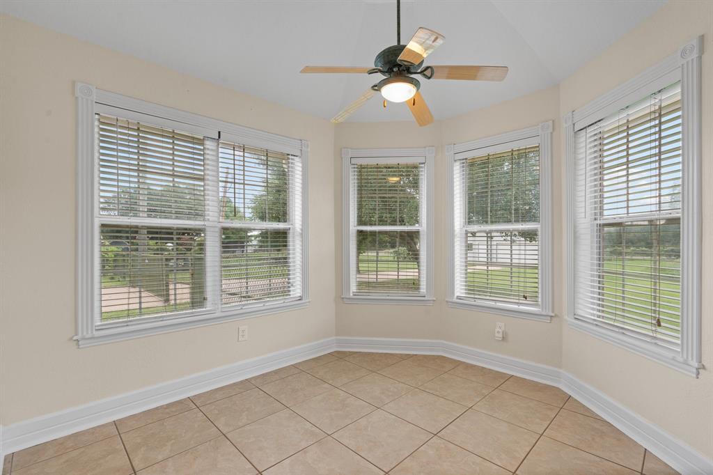 360 Markedstone Road Burleson, TX 76028 - Photo 22 of 40