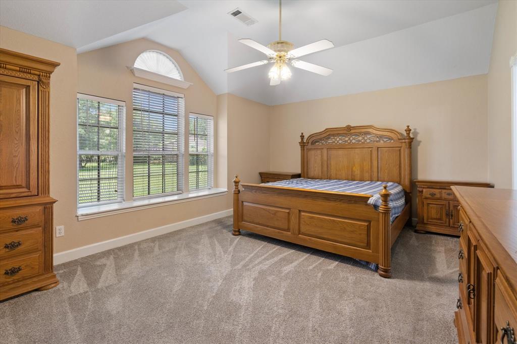 360 Markedstone Road Burleson, TX 76028 - Photo 29 of 40