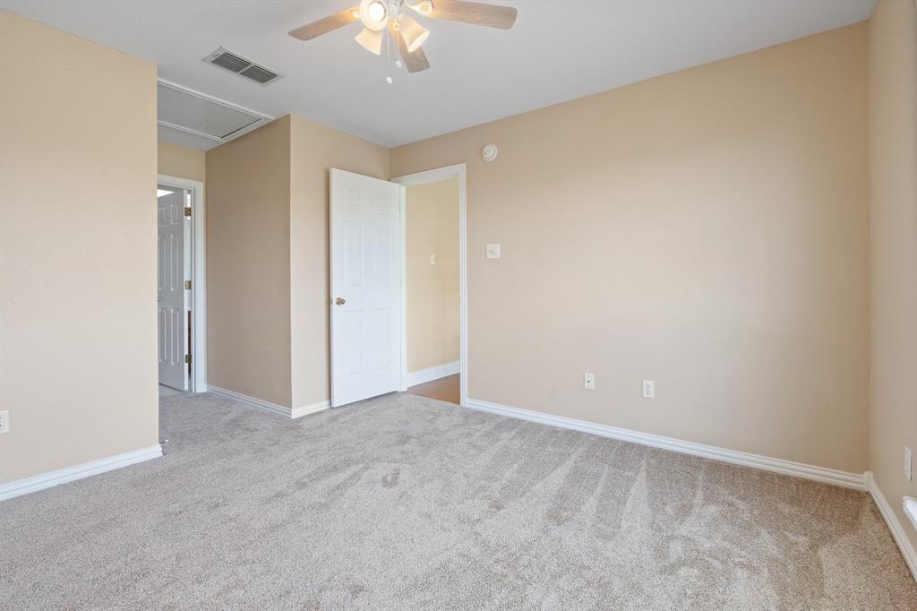 360 Markedstone Road Burleson, TX 76028 - Photo 37 of 40