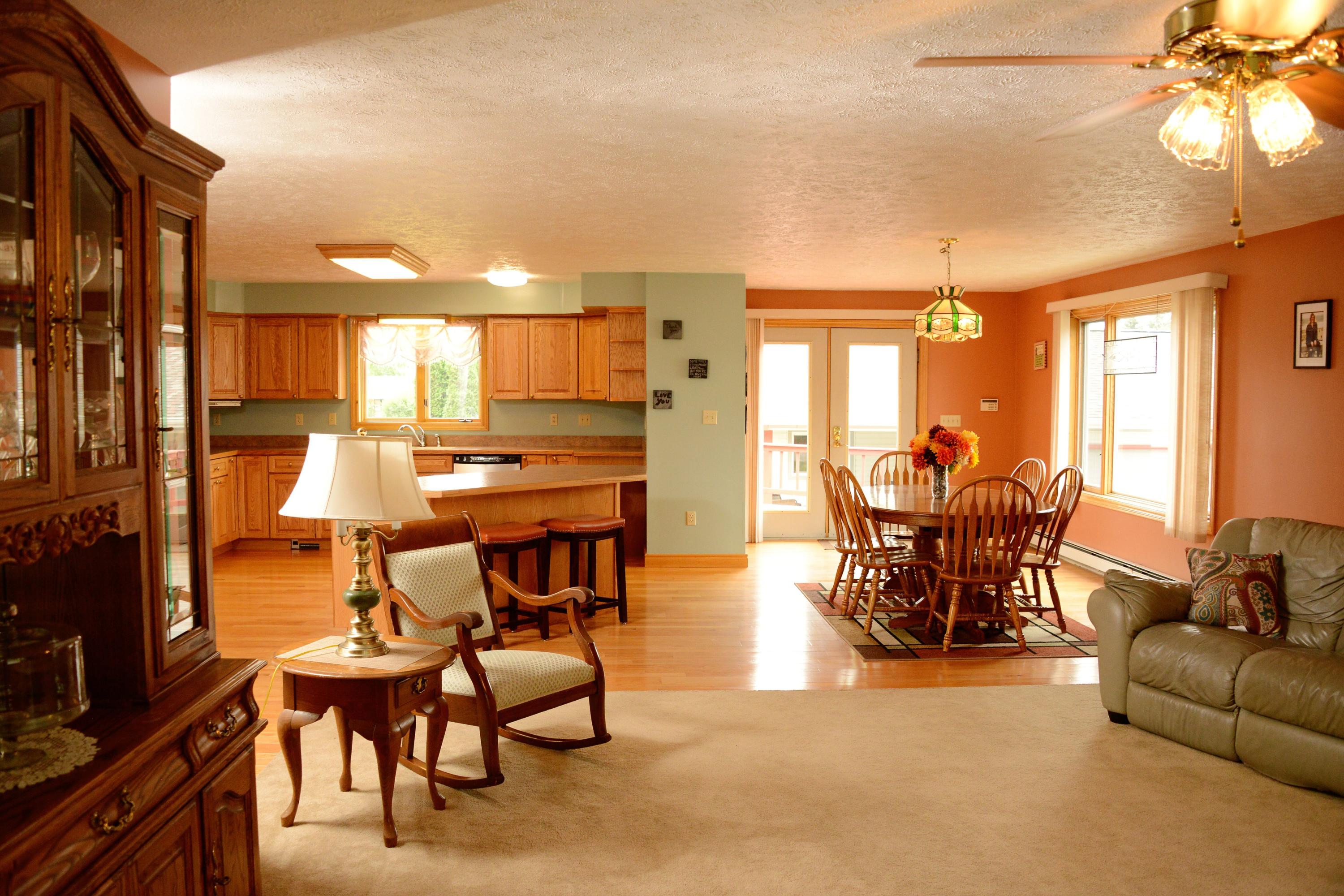 303 Mission Road Sault Ste. Marie, MI 49783 - Photo 18 of 97 Gallery Image 18