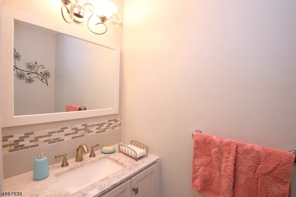 $2,900 | 303 Brokaw Court, Bridgewater, NJ 08807