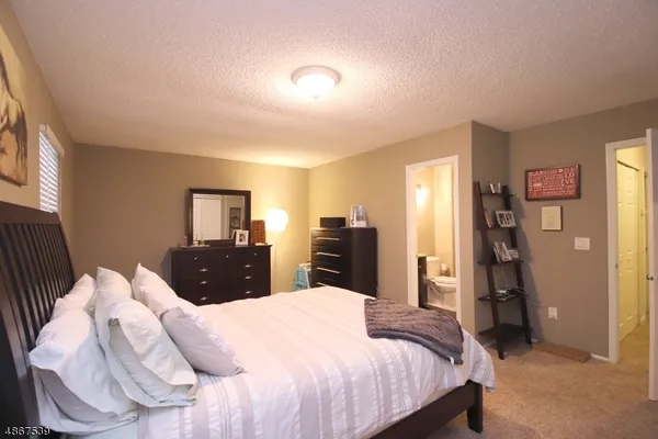 $2,900 | 303 Brokaw Court, Bridgewater, NJ 08807