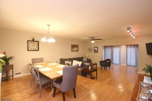 $2,900 | 303 Brokaw Court, Bridgewater, NJ 08807