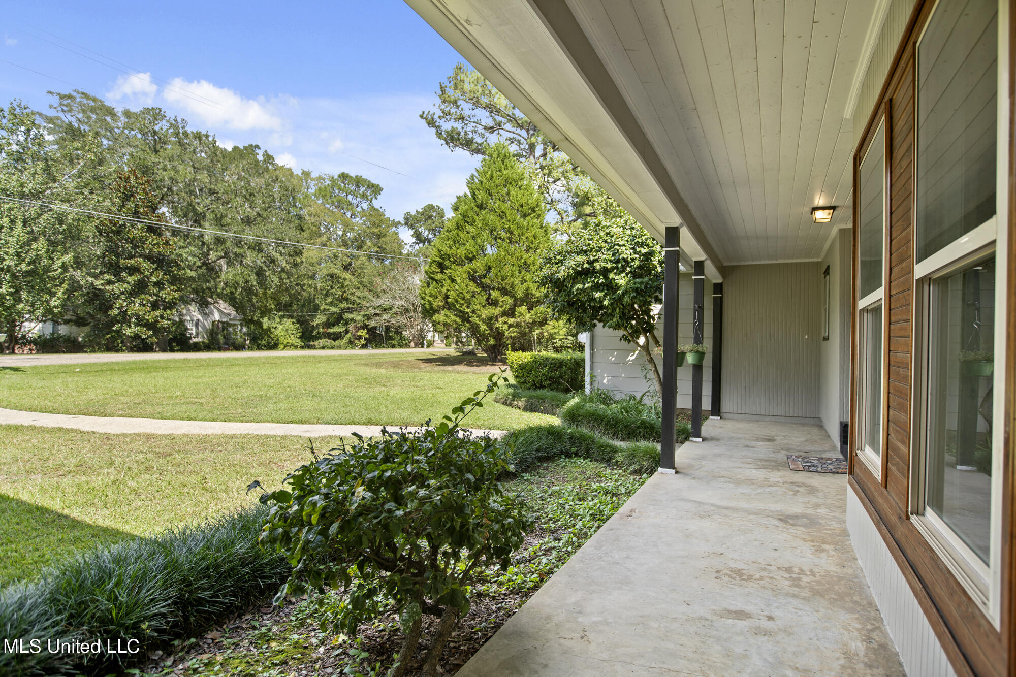 7 Sunset Road Laurel, MS 39440 - Photo 5 of 39 5