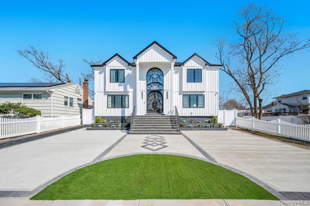 15 Forest Road Valley Stream, NY 11581 - Photo 3 of 44