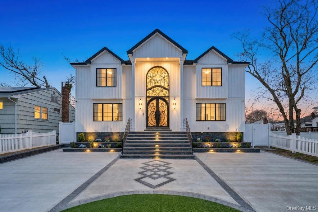 15 Forest Road Valley Stream, NY 11581 - Photo 38 of 44