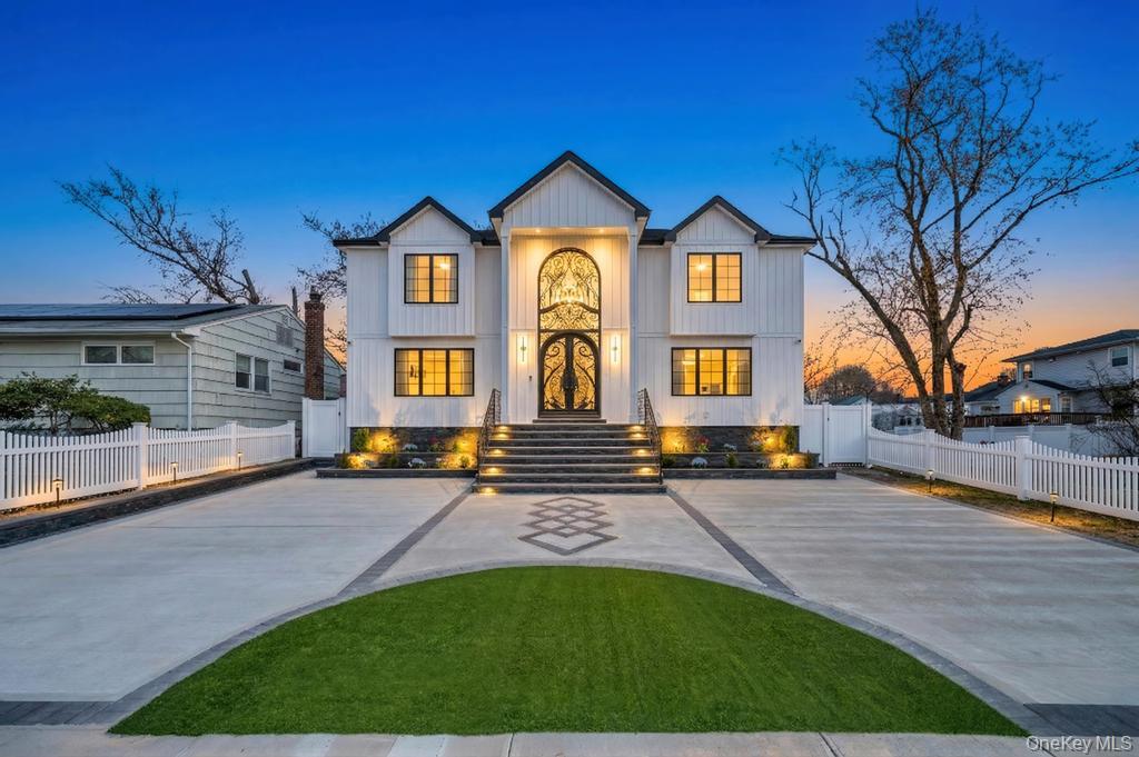 15 Forest Road Valley Stream, NY 11581 - Photo 39 of 44