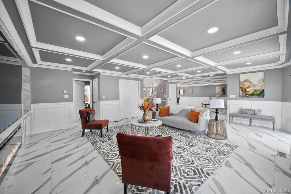 15 Forest Road Valley Stream, NY 11581 - Photo 9 of 44