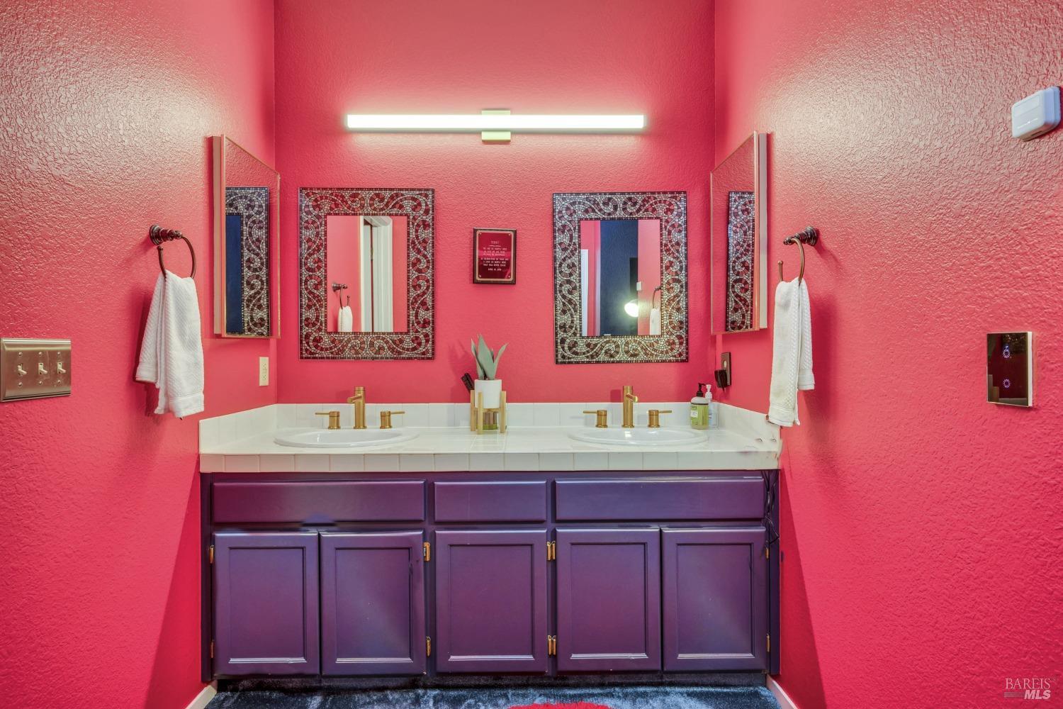 667 Cherry Avenue, Unit 34 Sonoma, CA 95476 - Photo 11 of 20 a bathroom with a sink and a mirror