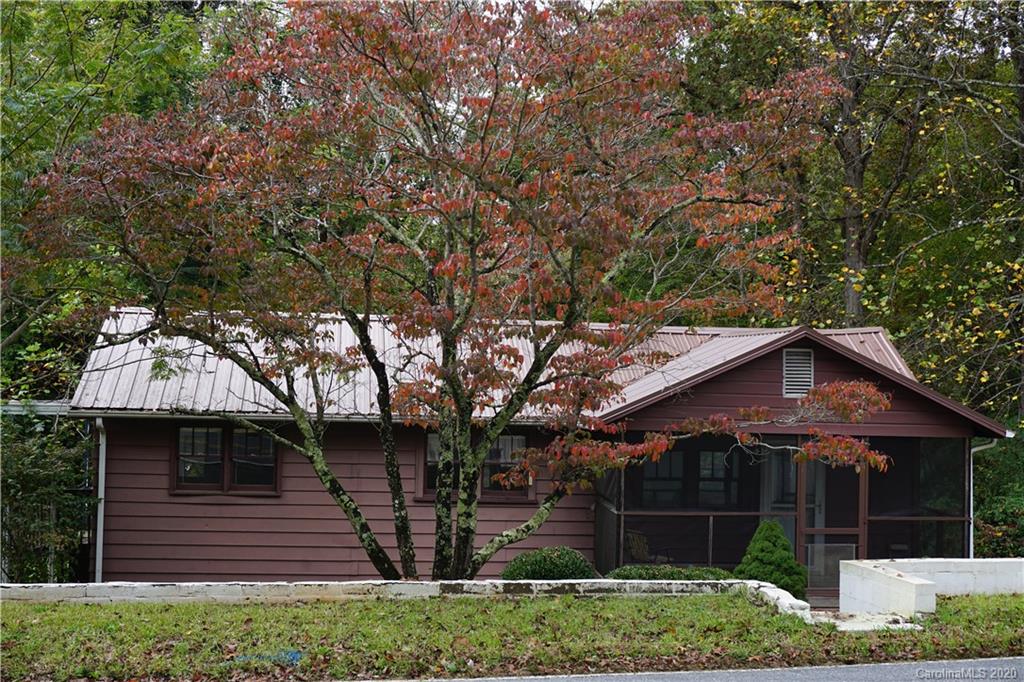 1724 North Powerhouse Road Morganton, NC 28655 - Photo 1 of 27 Gallery Image 1