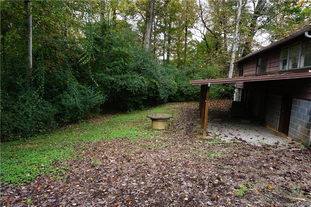 1724 North Powerhouse Road Morganton, NC 28655 - Photo 11 of 27 Gallery Image 11