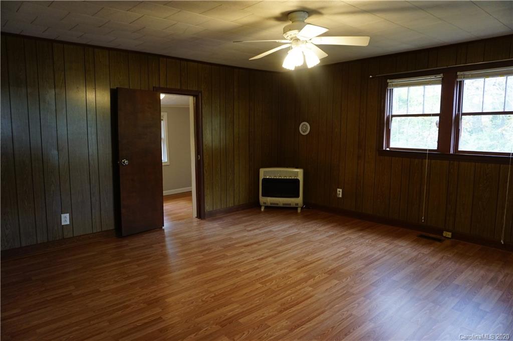 1724 North Powerhouse Road Morganton, NC 28655 - Photo 14 of 27 Gallery Image 14