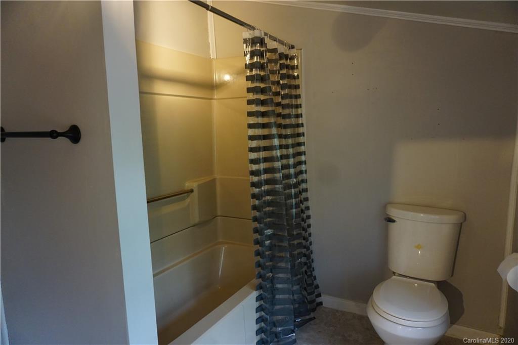 1724 North Powerhouse Road Morganton, NC 28655 - Photo 22 of 27 Gallery Image 22