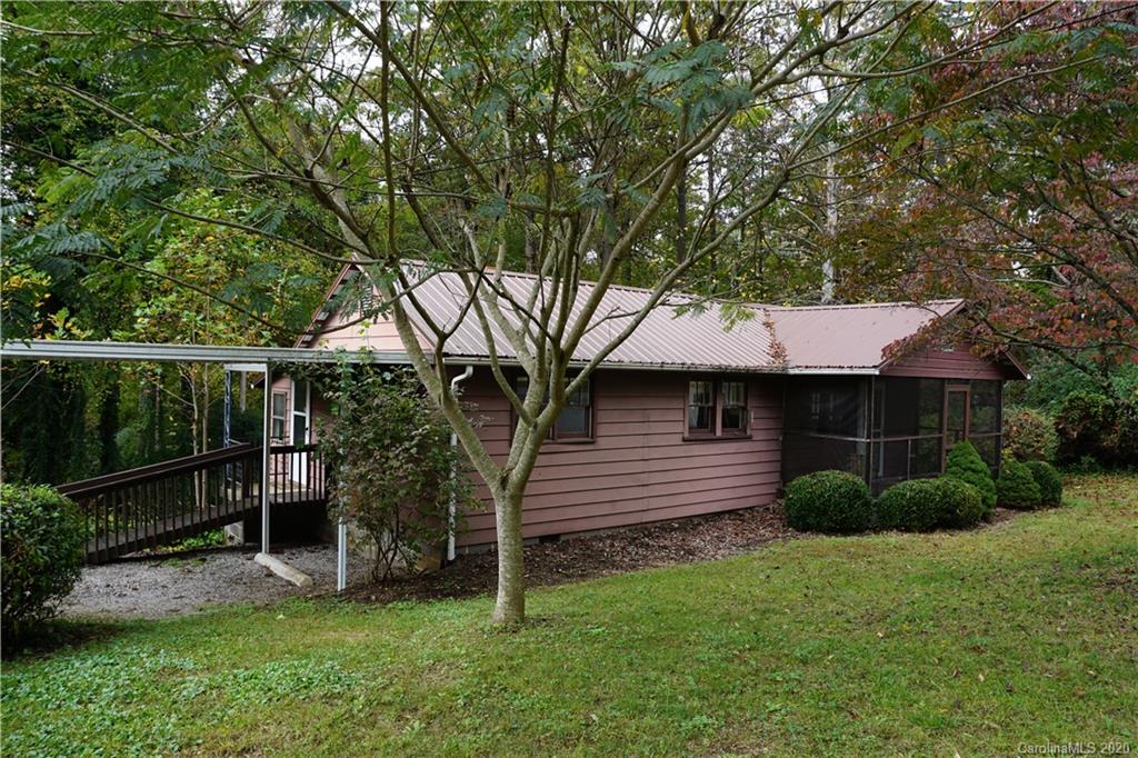 1724 North Powerhouse Road Morganton, NC 28655 - Photo 6 of 27 Gallery Image 6