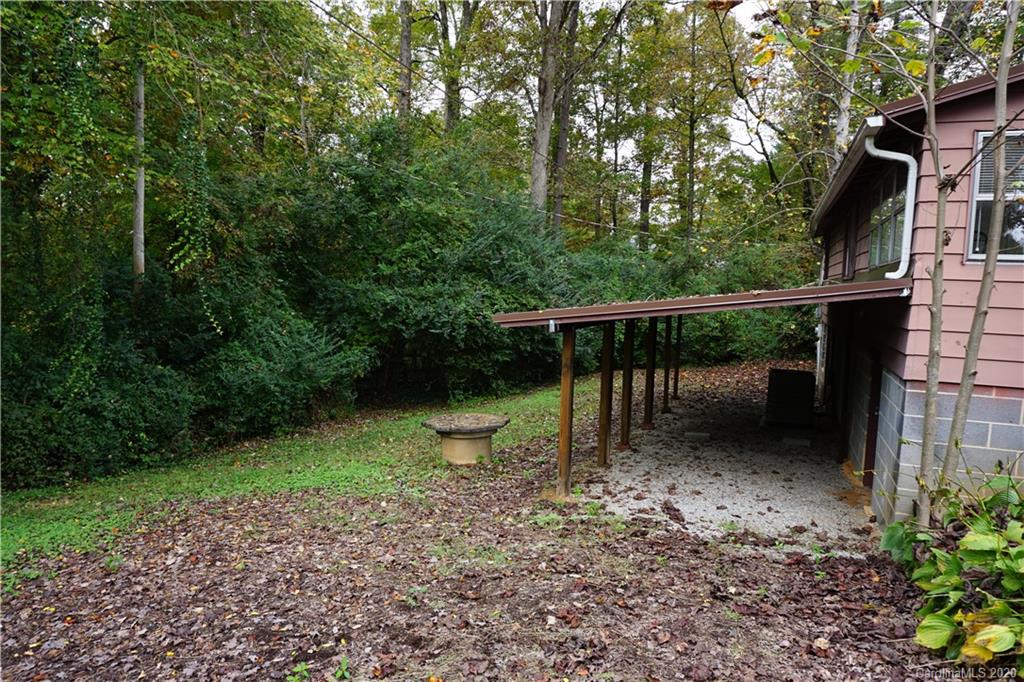 1724 North Powerhouse Road Morganton, NC 28655 - Photo 10 of 27 Gallery Image 10