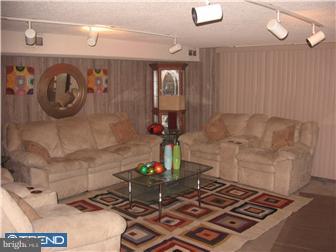 2023 Tomlinson Road Philadelphia, PA 19116 - Photo 11 of 12 Basement - Finished