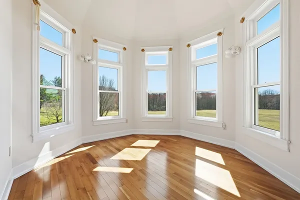 $1,399,999 | 365 Middle Street, Amherst, MA 01002