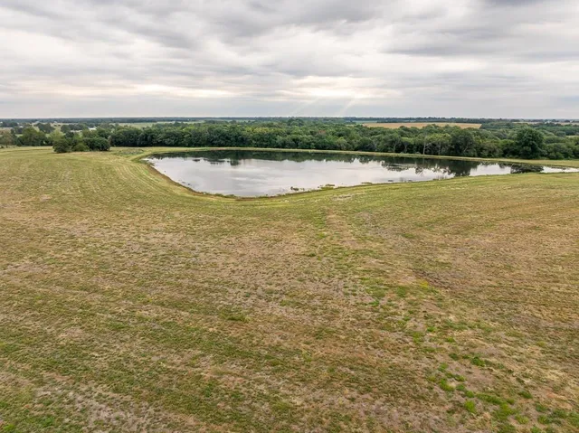 $348,400 | 42.23-acres Southeast 42.23-acres Se 1151st Road, Windsor, MO 65360