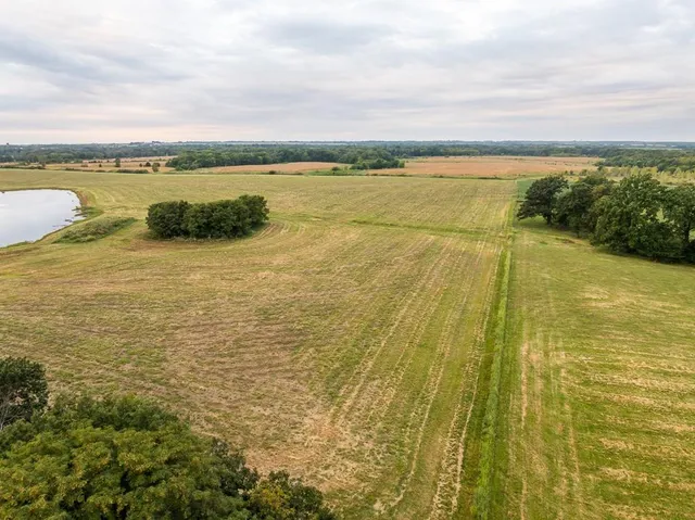 $348,400 | 42.23-acres Southeast 42.23-acres Se 1151st Road, Windsor, MO 65360