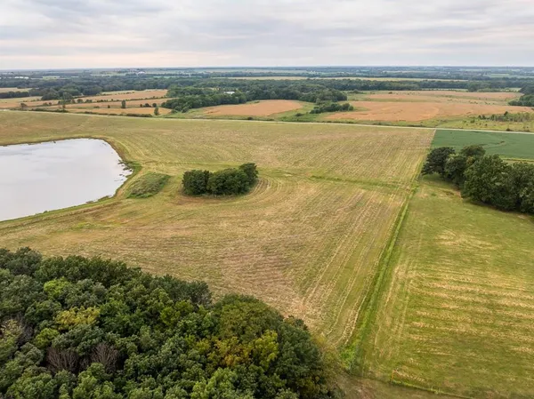 $316,725 | 42.23-acres Southeast 42.23-acres Se 1151st Road, Windsor, MO 65360