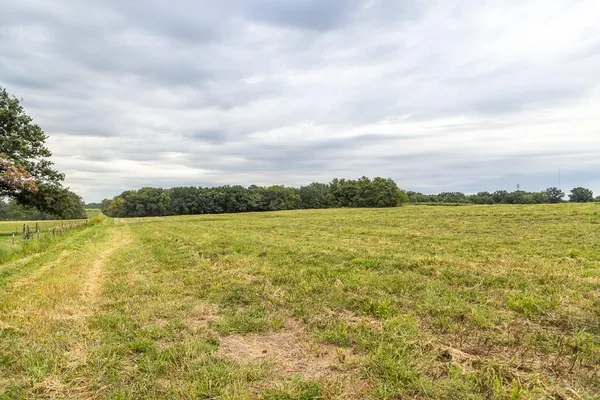 $316,725 | 42.23-acres Southeast 42.23-acres Se 1151st Road, Windsor, MO 65360