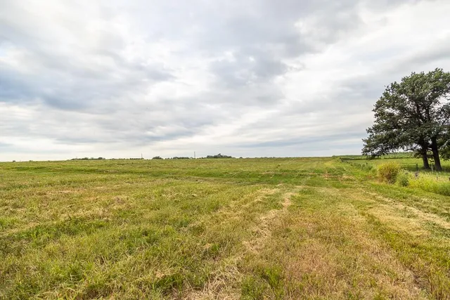 $348,400 | 42.23-acres Southeast 42.23-acres Se 1151st Road, Windsor, MO 65360